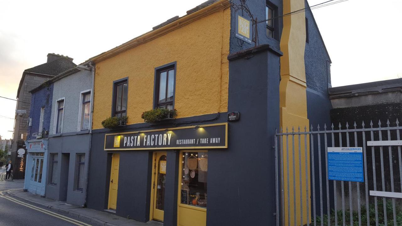 Pasta Factory Guest Rooms Galway Eksteriør bilde