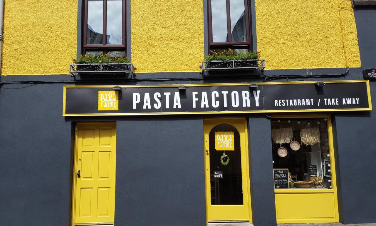 Pasta Factory Guest Rooms Galway Eksteriør bilde